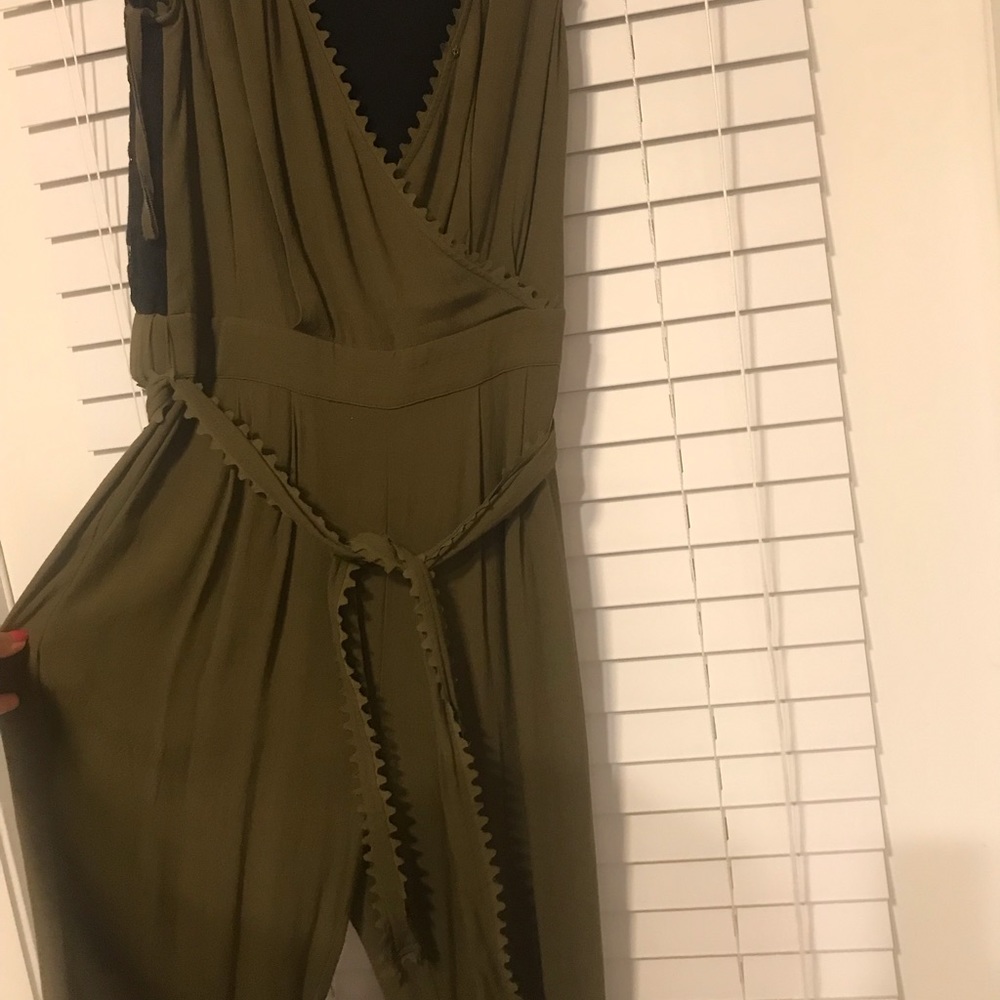 Jumpsuit - Picture 2 of 7